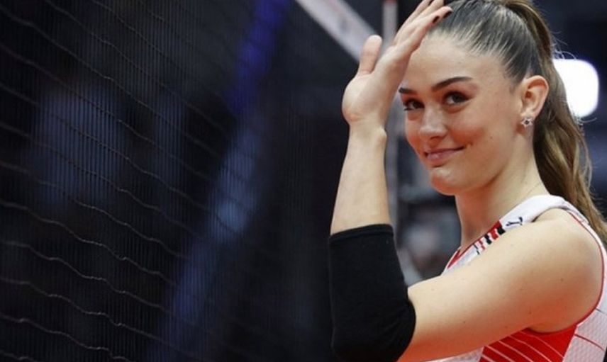 Güzel voleybolcu Zehra Güneş'in yıllar önce O Ses Türkiye'ye katıldığı ortaya çıktı