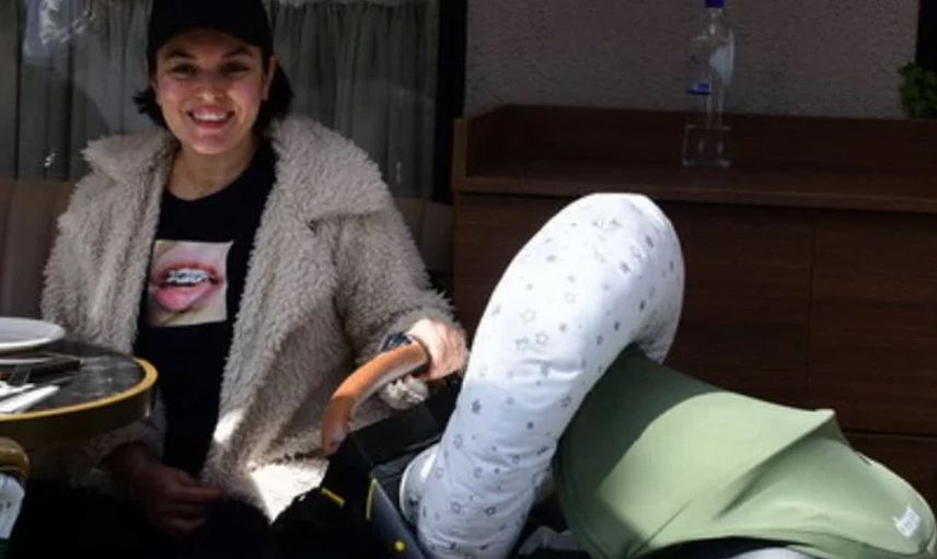 Ezgi Mola'dan çok konuşulacak ''Bakıcı'' açıklaması: Benim gibi bakabilir mi?
