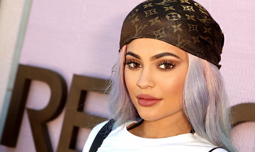 Kylie Jenner meme uçlarını serbest bırakın dedi ve paylaştı