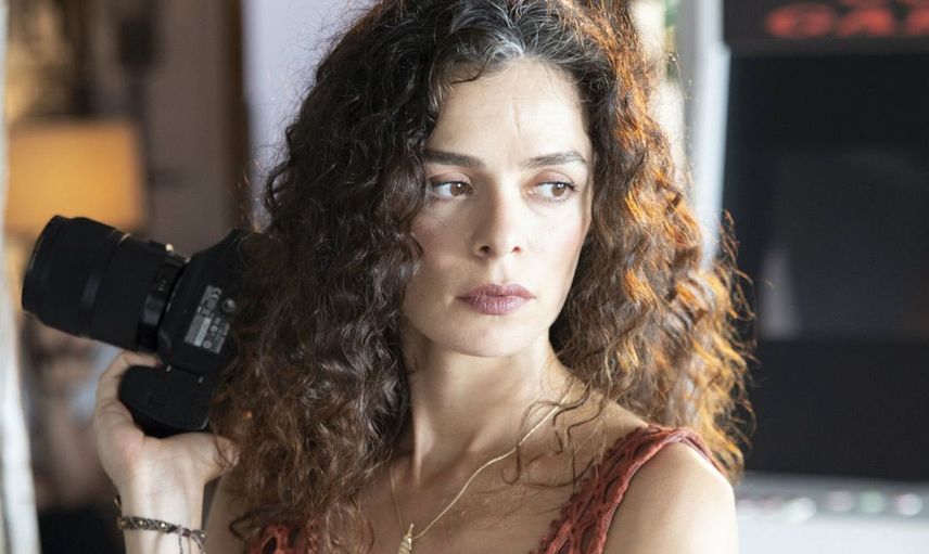 Özge Özpirinçci kimdir?