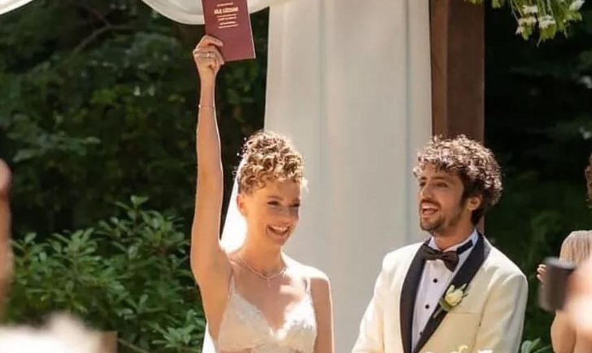 Taner Ölmez Dünyaevine Girdi! Annesi Zarafetiyle Kendine Hayran Bıraktı