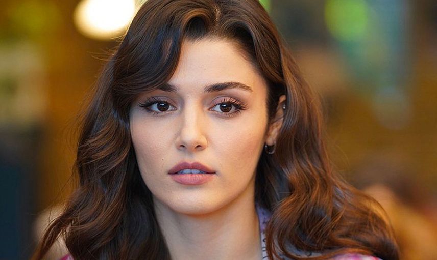 Hande Erçel kimdir?