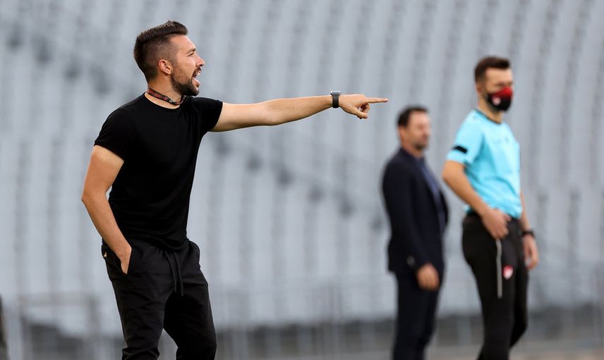 Alanyaspor'da Francesco Farioli Dönemi Başlıyor!