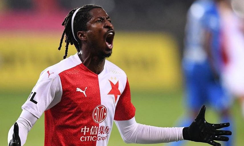 Fenerbahçe'nin transferde ilgilendiği Peter Olayinka'nın menajeriden sarı lacivertlilere kötü haber geldi!