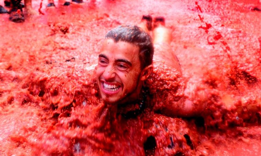 Dünyanın en büyük yemek savaşı: La Tomatino festivali