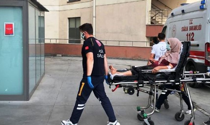 Bir Kadın Cinayeti Daha! Eşinin Boğazını Keserek Öldürdü