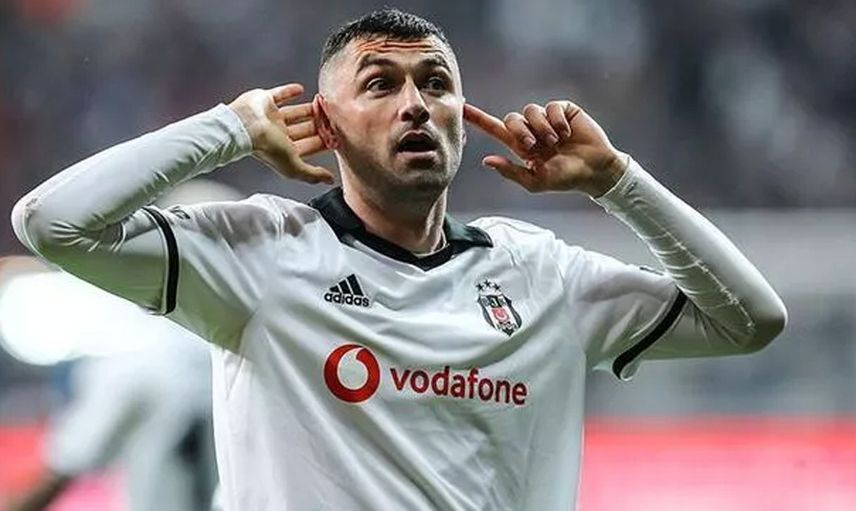 A Milli Takım'ın Yıldızı Burak Yılmaz'ın Babası Transfer Açıklamalarında Bulundu!
