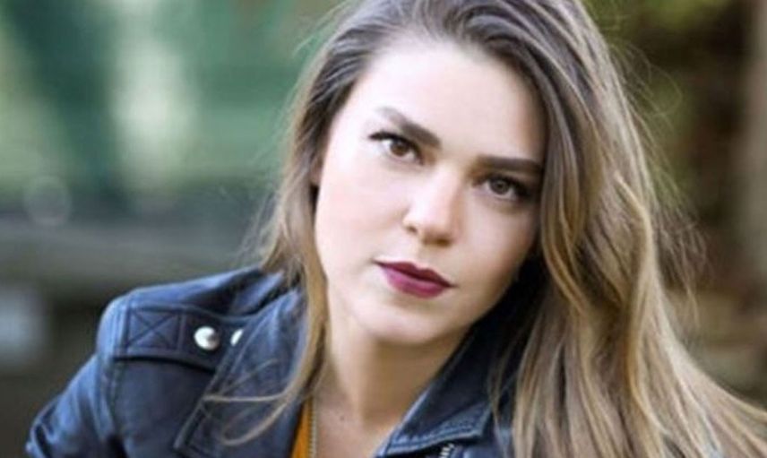Aslı Enver’den sürpriz nikah: Sevgilisi Berkin Gökbudak ile sessiz sedasız evlendi