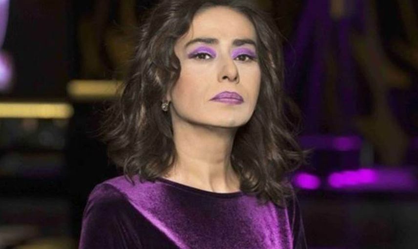 Yıldız Tilbe'den şoke eden poz: Dişsiz halini paylaştı, hayranlarını korkuttu!