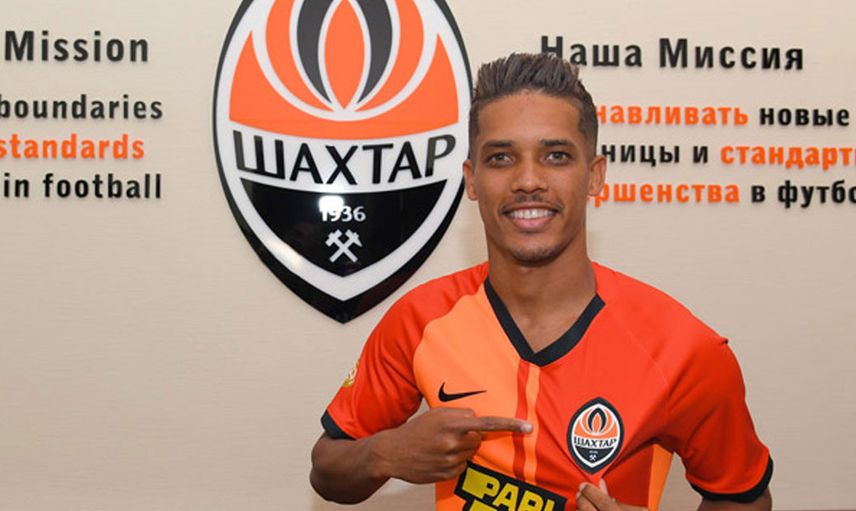 Fenerbahçe Pedrinho'nun transferi için harekete geçti!