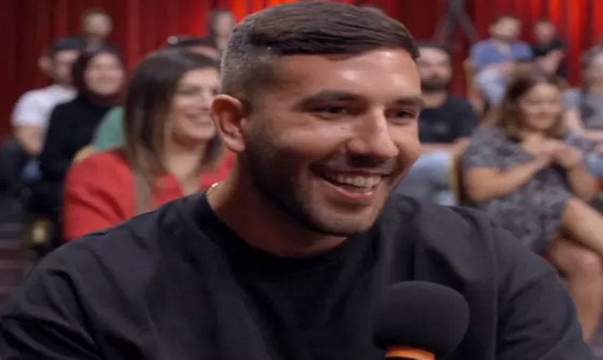 Hasan Can Kaya karşısında flörtleşen çifte tepki gösterdi: Gidin ötede sevişin!