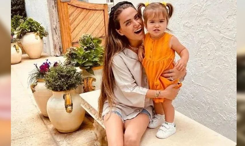 Ceyda Ateş Amerika'da yaşamasına rağmen kızıyla İngilizce konuşmuyor: Türk olduğumuz için gurur duyuyoruz!