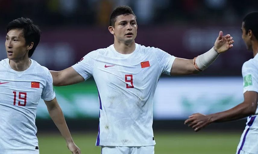 Beşiktaş Golcü Transferinde Gözüne Elkeson'u Kestirdi!