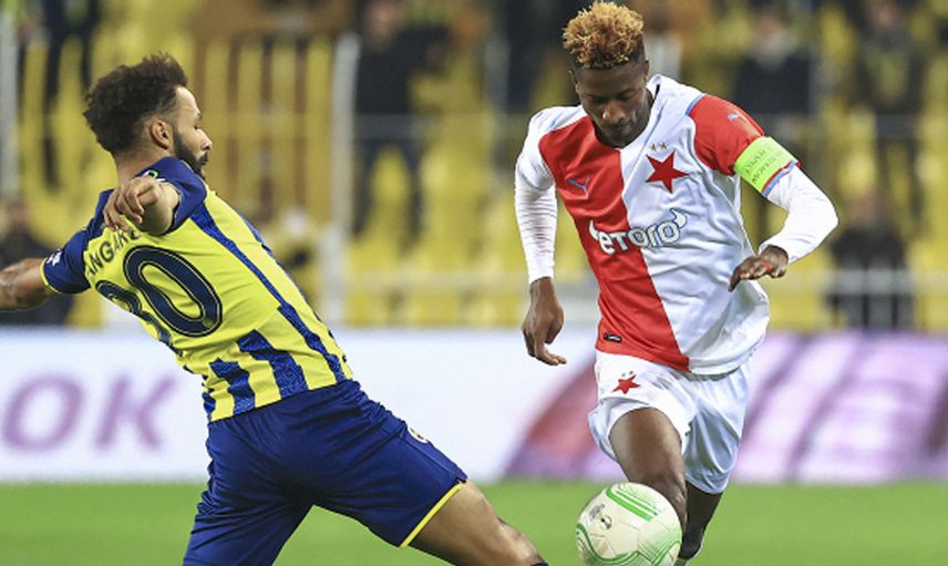 Fenerbahçe'nin transferde ilgilendiği Peter Olayinka'nın menajeriden sarı lacivertlilere kötü haber geldi!