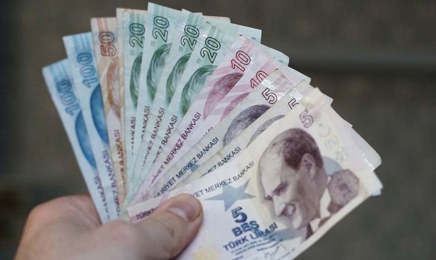 Herkesin beklediği ikinci asgari ücret zammı geliyor mu? Ünlü siyasetçi ağzından kaçırdı