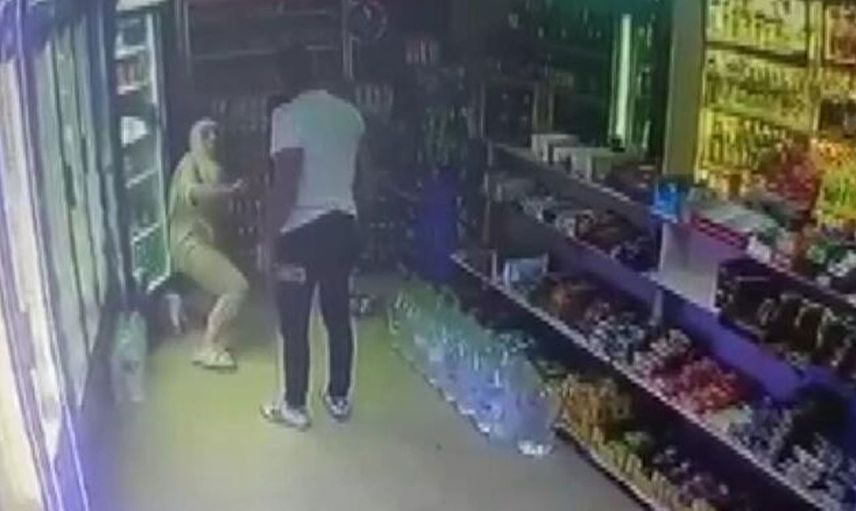 Sakarya'da dayak yiyen kadın nereli? Sakarya'da ki kadını döven adam nereli?