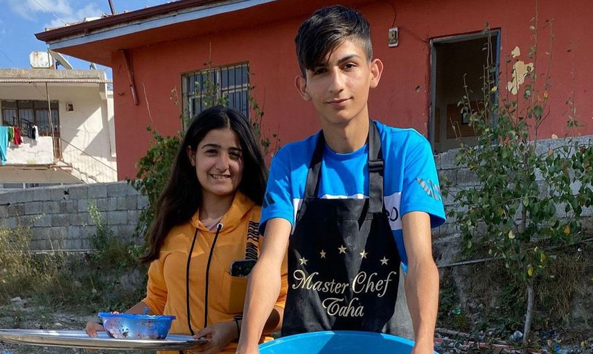 Depremde hayatını kaybetmişti! Derya Uluğ Taha Duymaz'ı unutmadı yaptığı jest helal olsun dedirtti