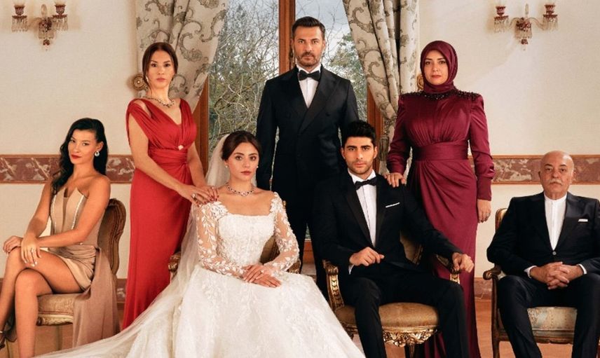Kızılcık Şerbeti’nden olaylı ayrılık: Başrol ayrılıyor, reytingler çakılacak!