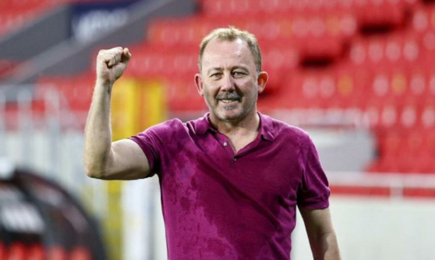 Beşiktaş'ta Sergen Yalçın Sevinci!