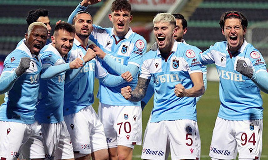 Trabzonspor'da Hüseyin Türkmen'den Özür Açıklaması Geldi!