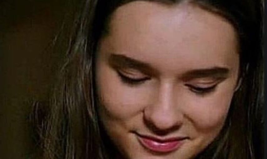 Oyuncu Ece Hakim Kimdir?