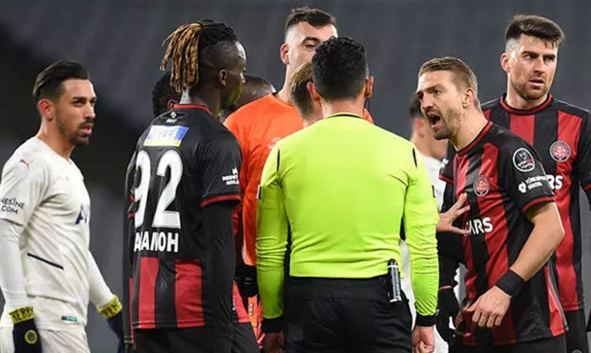 Fenerbahçe Maçında Kırmızı Kart Gören Fatih Karagümrüklü Caner Erkin'e Büyük Ceza!