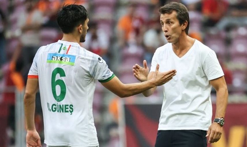 Aytemiz Alanyaspor'da Bülent Korkmaz İle Yolların Ayrıldığı Resmen Açıklandı!