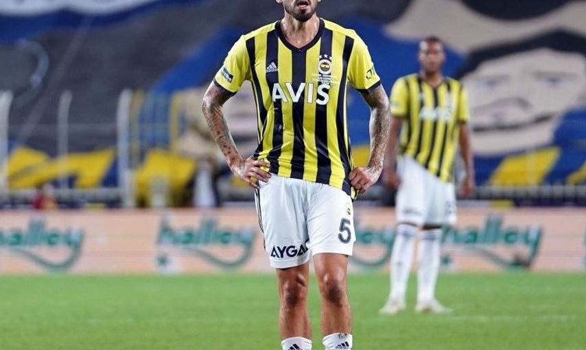 Fenerbahçeli Jose Sosa Trabzonspor'a Haber Gönderdi