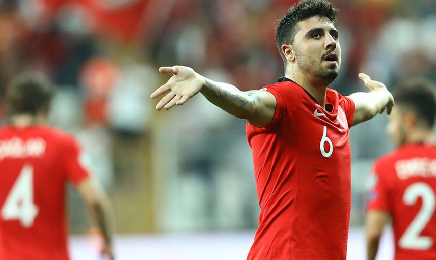 Fenerbahçe'den Kiralık Olarak Watford'a Giden Ozan Tufan'dan Sevindiren Haber!