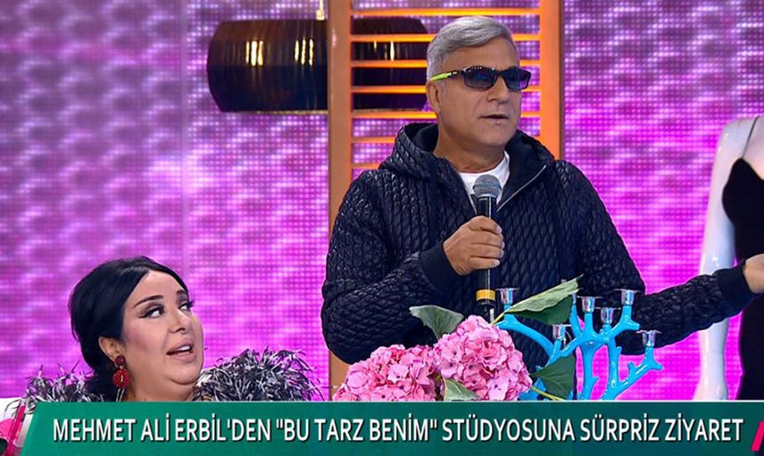 Türkiye'nin En Munzur Şovmeni Mehmet Ali Erbil'in Unutamadığımız Hareketleri
