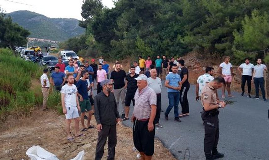 Alanya'da Çıkan Yangını, Ormanda Nöbet Tutan Gençler Önledi