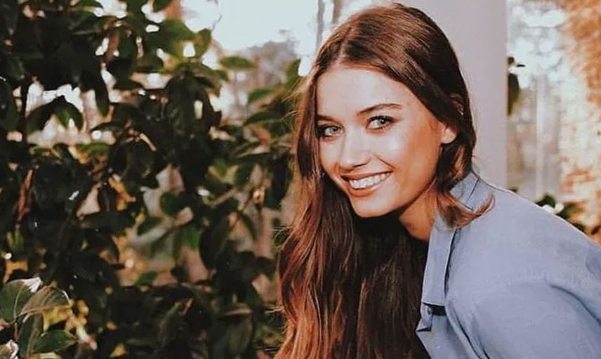 Afra Saraçoğlu kimdir? 
