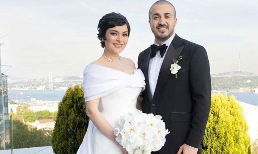 Ezgi Mola’dan Eşini Ağlatan Sürpriz: Bebeğinin Cinsiyetini Böyle Duyurdu