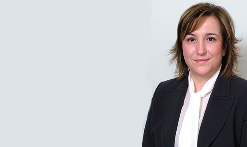Azize Sibel Gönül Kimdir?