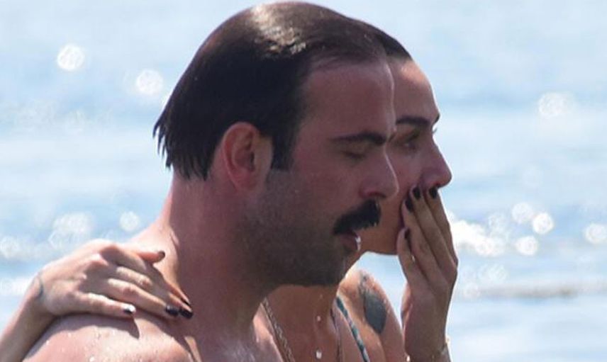 Birce Akalay ile Erdem Hamza Çifti Bodrum'da Görüntülendi