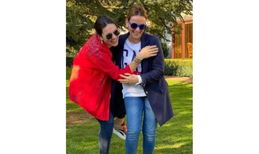 Buse Varol ve Alişan boşanma noktasına gelmişti: Ünlü isim sesi titreyerek açıkladı