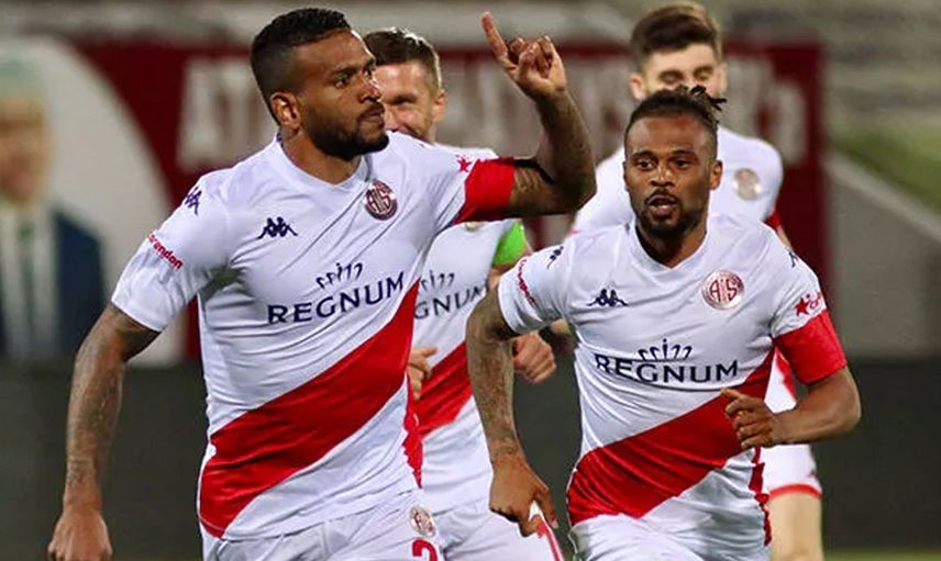 Antalyaspor'dan Ayrılan Amilton'u Çaykur Rizespor Transfer Etmek İstiyor!