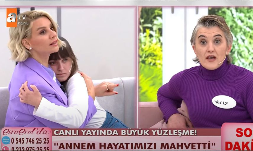 Esra Erol'da kavga çıktı! Annesinin gazabına uğrayan kız Esra Erol'un kollarına sığındı