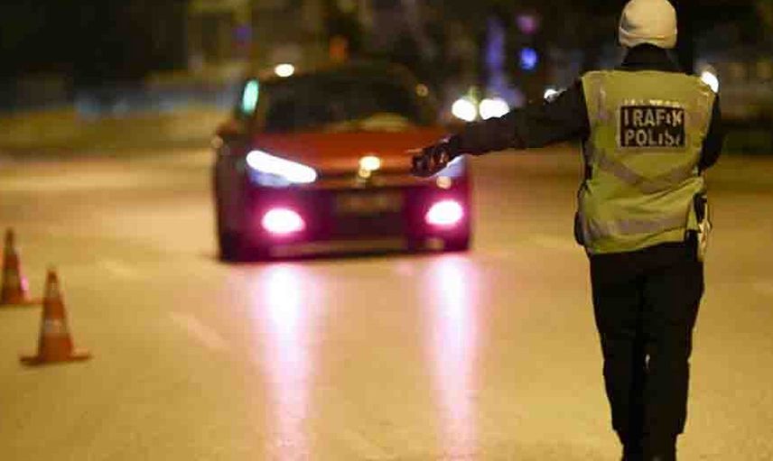 Bursa'da Alkollü Sürücü Şaşkına Çevirdi: ‘Senin Güzelliğine İçtim’