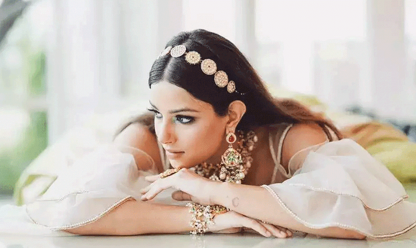 Kainat Güzeli Harnaaz Sandhu Kimdir?