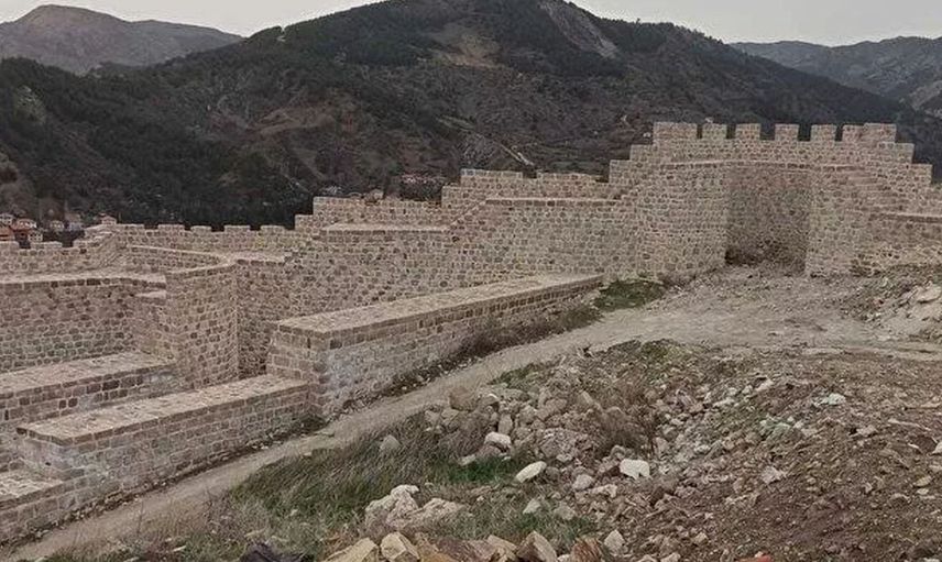 Tesadüfen gezen çoban Fırat Nehri kıyısında bulduğu kalıntıların 1800 yıllık eser olduğu ortaya çıktı!