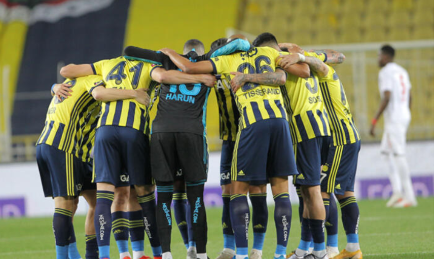 Fenerbahçe'de Ayrılık Depremi