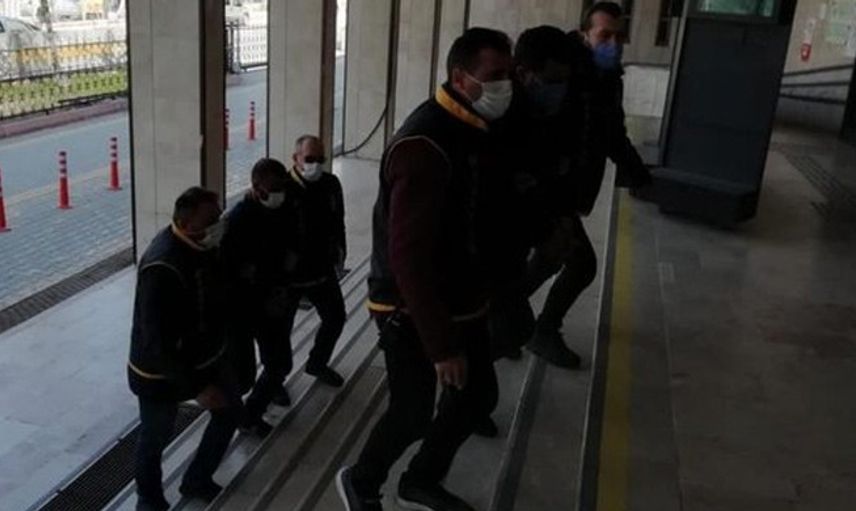 Dolandırılan Yaşlı Kadın 350 Bin TL'sini Kaptırdı