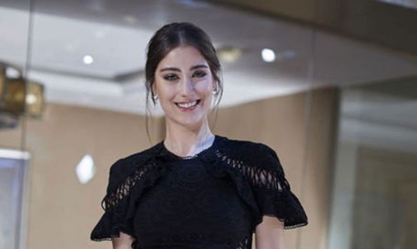 İkinci bebeğini kucağına almak için gün sayan Hazal Kaya’dan hayranlarını heyecanlandıran paylaşım