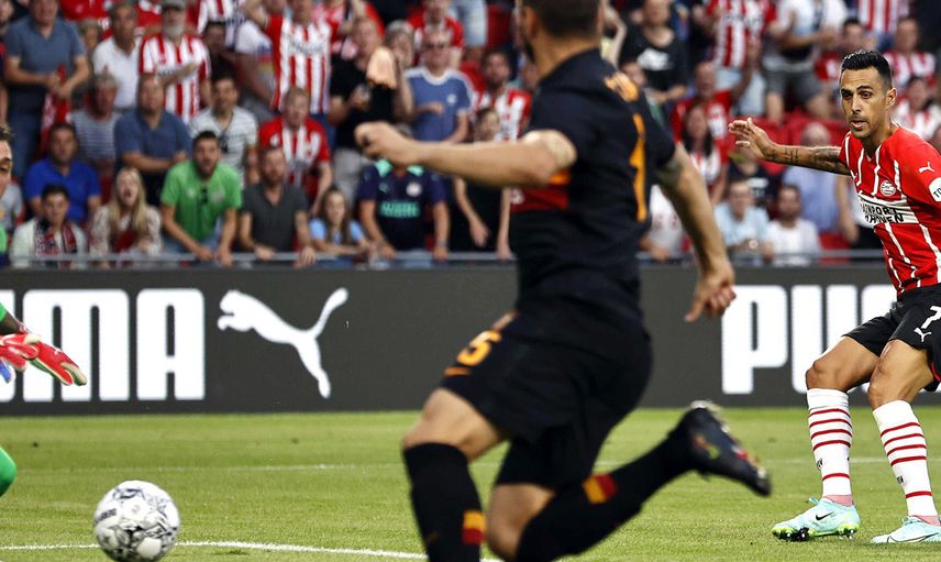 Galatasaray'da PSV Yenilgisinin Ardından Takımdan Gidecek İsimler Belli Oluyor!