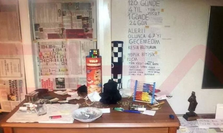 KENDİ KOYDUĞU KURALLARA UYMAYA ÇALIŞMIŞ