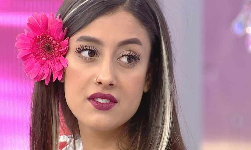 Gelin Adayı Solmaz'ın Paylaşımı Sosyal Medyayı Karıştırdı! Bir Açıldı Pir Açıldı