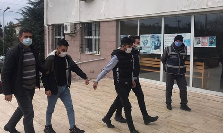 Dolandırılan Yaşlı Kadın 350 Bin TL'sini Kaptırdı