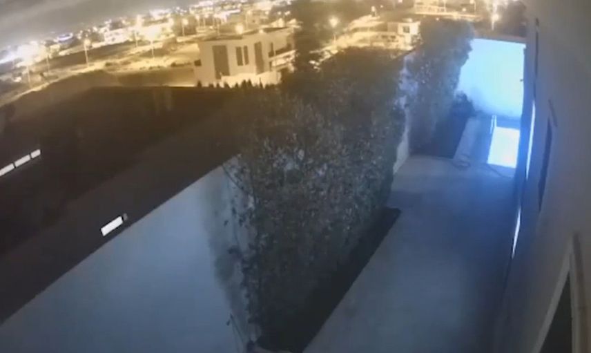 Binlerce kişinin hayatını kaybettiği Fas depreminde mavi gizemli ışık görüldü