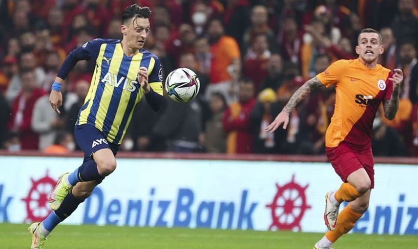 Acun Ilıcalı Fenerbahçeli Mesut Özil'in, takımı Hull City'e transferi hakkında konuştu!